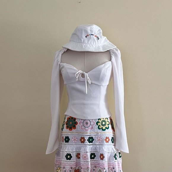 Zara Embroidered Floral Skort - Size XS - Picture 2 of 6